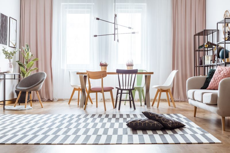 Curtains Installation